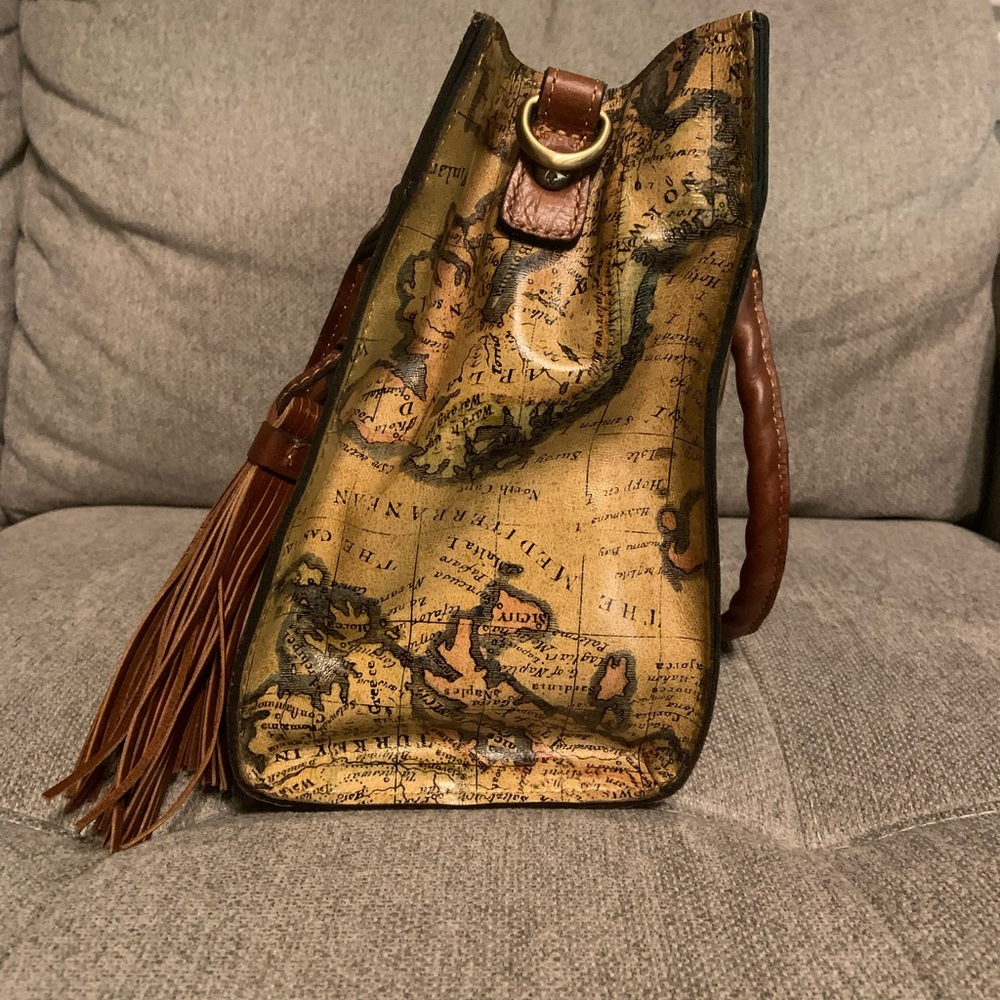 NWT Patricia Nash Map Print Satchel with Brown Trim and Tassel - Picture 5 of 9